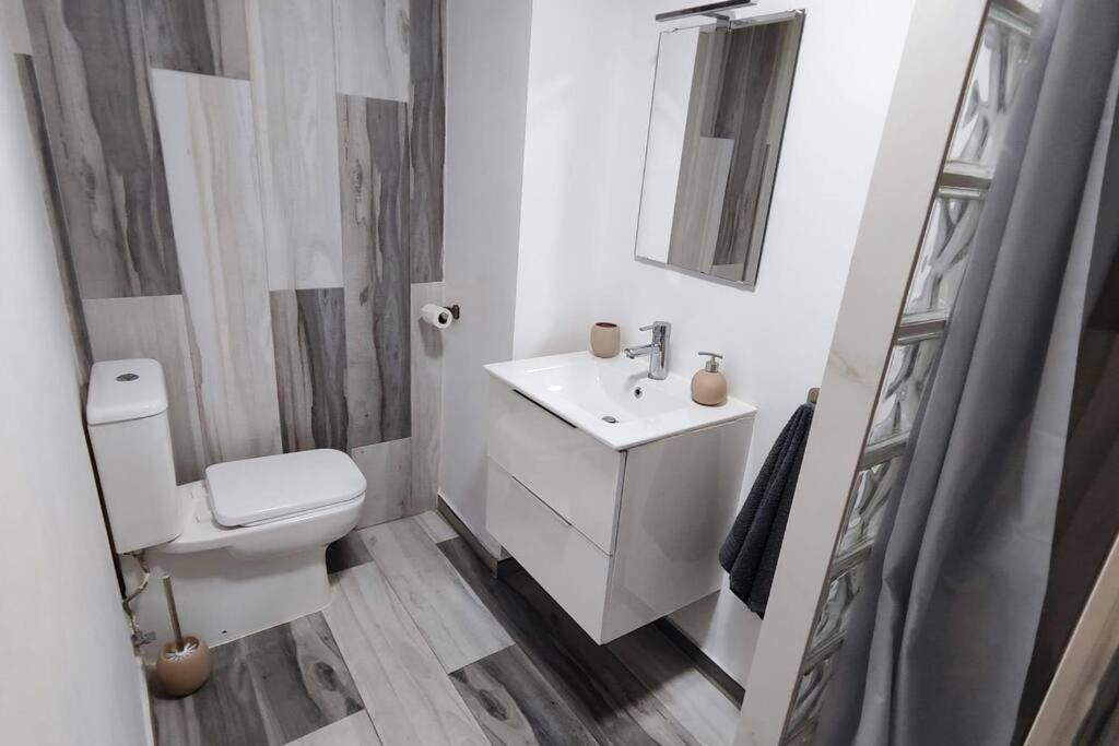 Apartamento En 쿠엘라 외부 사진
