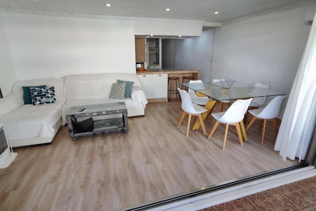 Apartamento En 쿠엘라 외부 사진